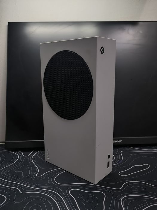 Продам Xbox series s