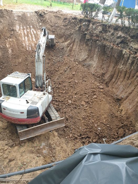 Sapaturi excavatii demolari foarfeca , pulverizator , demolam hale