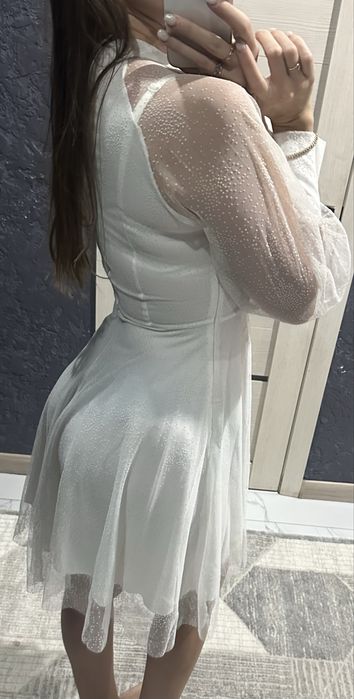 Продам платья,состояние новых!