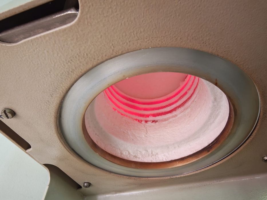 Tehnica dentara- cuptor ardere ceramica Caloris