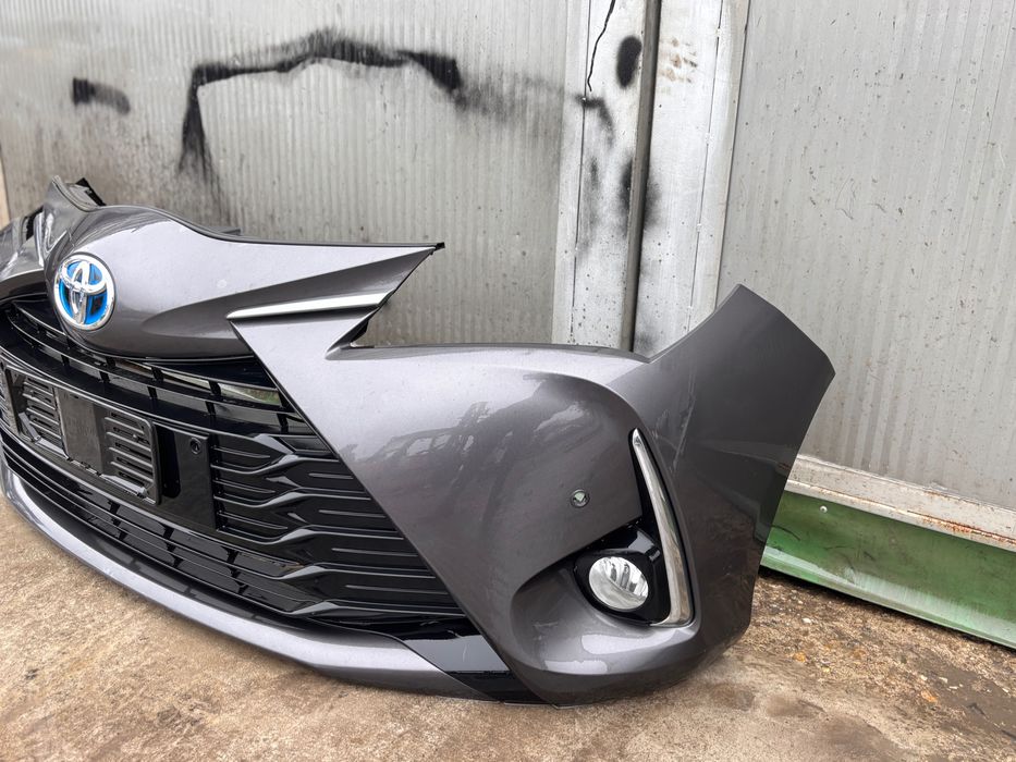 Предна броня • Toyota Yaris Hybrid (2017–2020)