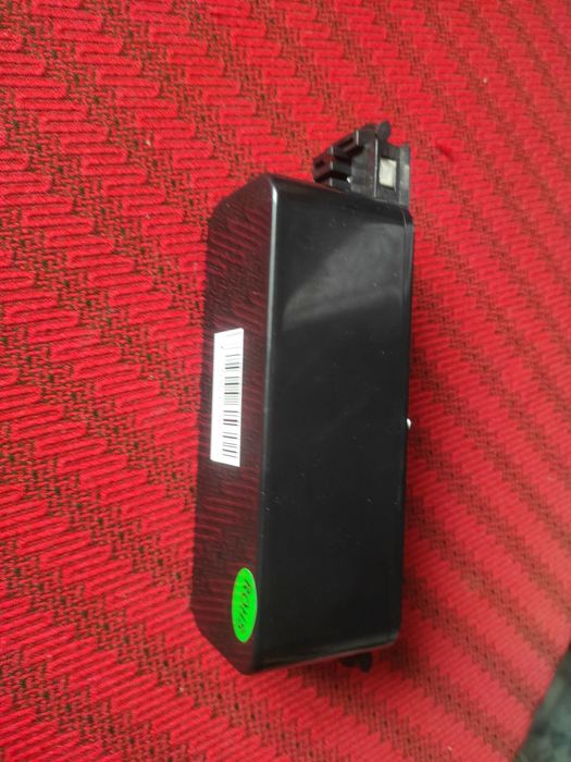 Acumulator, baterie 14,4 V, pentru robot aspirator și curățenie în cameră.