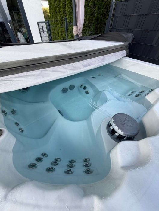 Джакузи QCA Spas