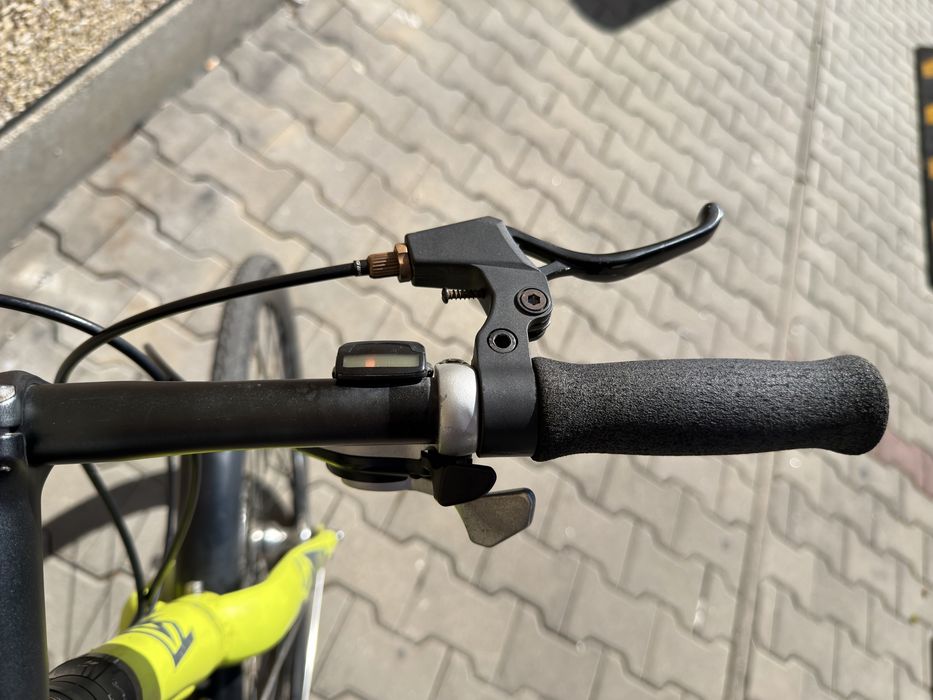 Bicicletă Rock Machine Blackout 30 – stare bună