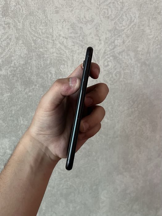 iPhone se 2020 black 128gb