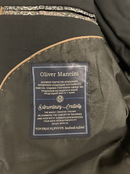 Продам костьюм новый