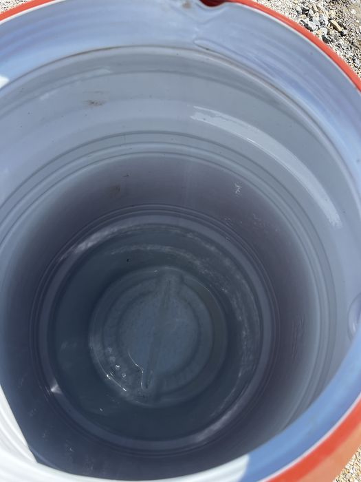 Бидони, резервоари , бидони 220 л. 45 лв