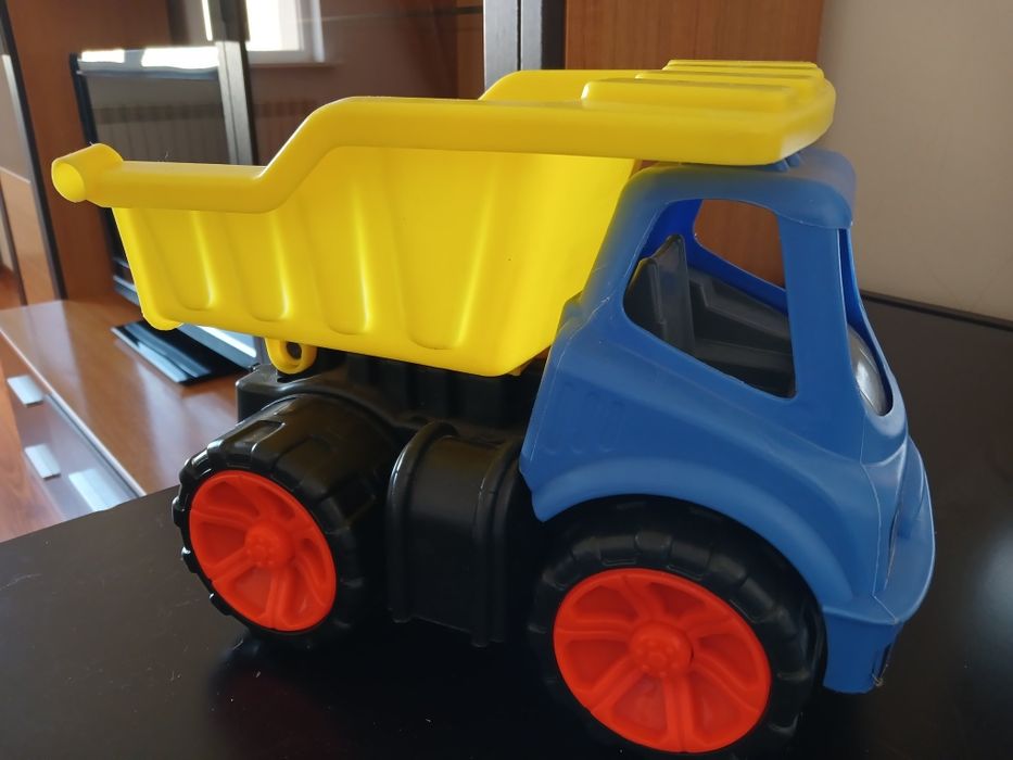 Продам игрушки по 1000 тг