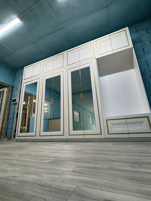 Продам шкаф для прихожей