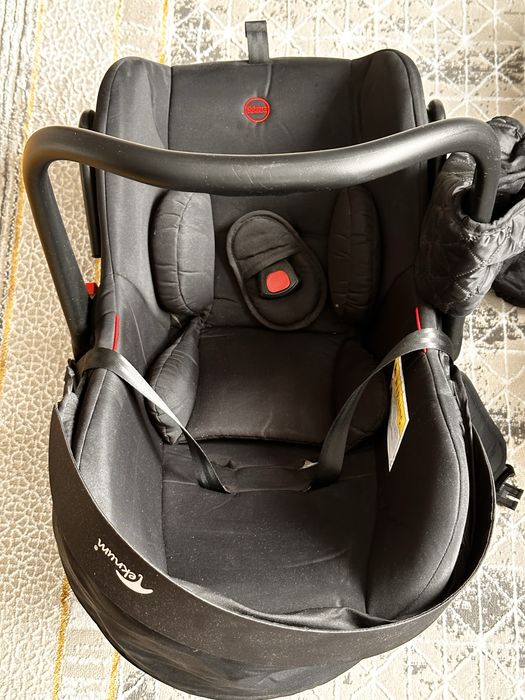 Продам коляску 3/1  трансформер