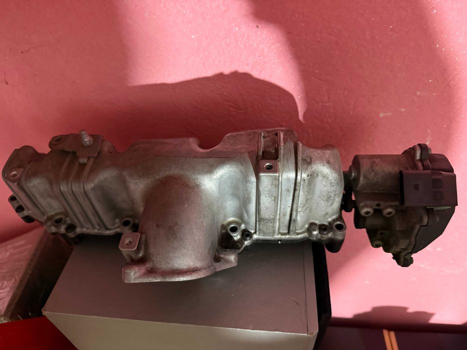 Capac admisie aluminiu cu motoras-Passat CC