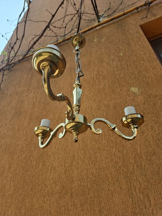 Candelabru, lustra alamă