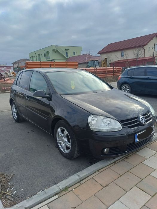 Vînd Vw golf 5 1.6 acte valabile + fiscal pe loc