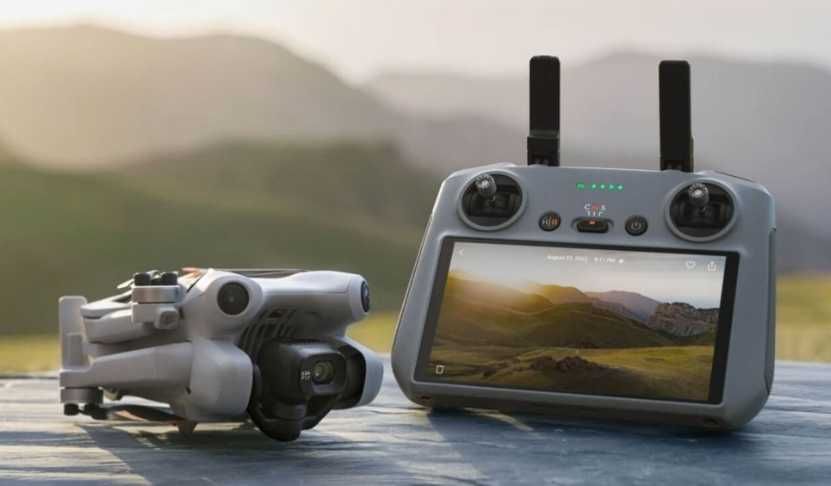 DJI mini mavic 4 pro combo