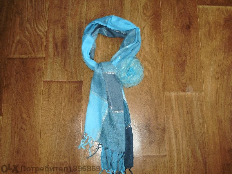 Евтин и ефектен подарък - цветя-брошки