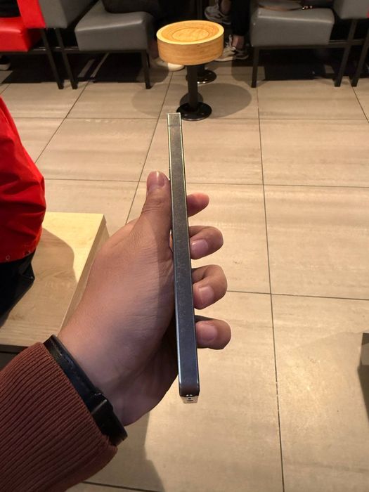 Продам свой собственный телефон Samsung S25 Ultra