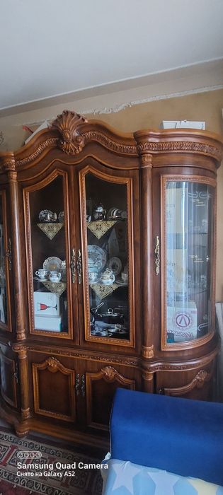 Мебел меҳмонхона учун.  Хитойда ишлаб чиқарилган.