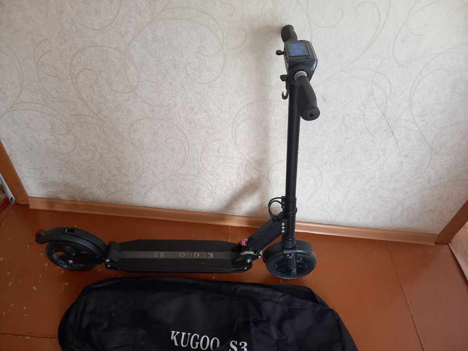 Продам электросамокат