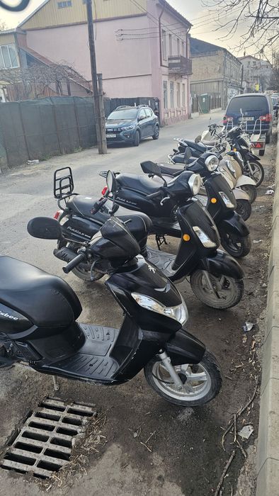 Vând scutere 50 cc benzină, SYM Peugeot Kymco Piaggio, funcționale