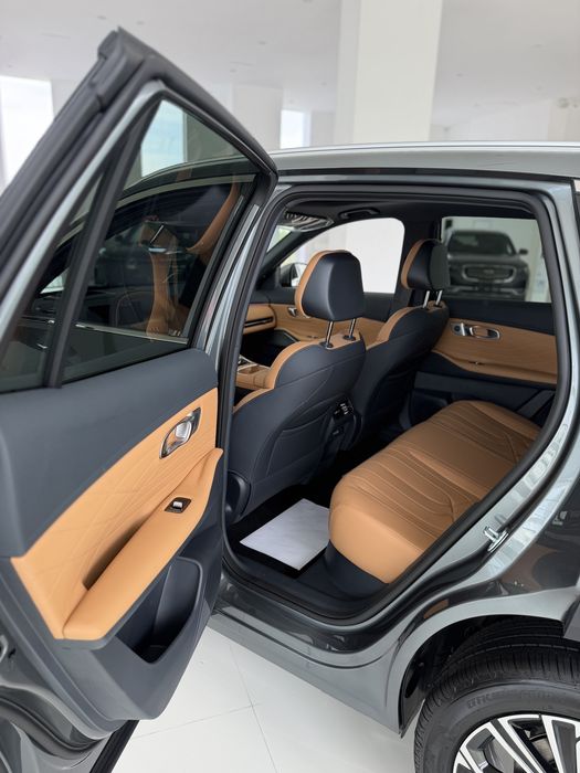 Geely EX5 EM-i.