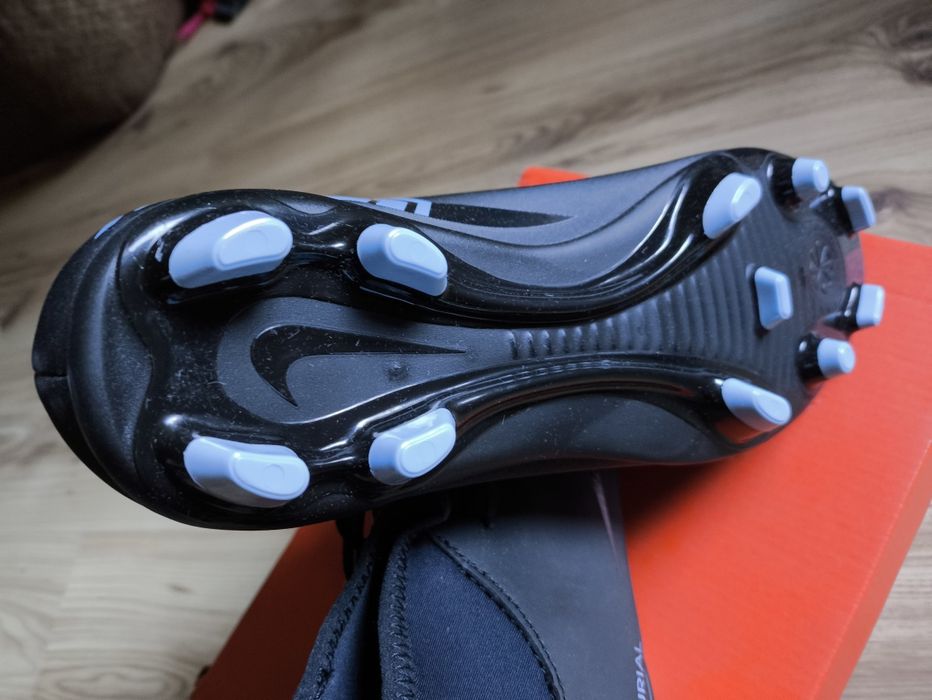 Футболни обувки Nike Mercurial Zoom Superfly 10 Club FG/MG