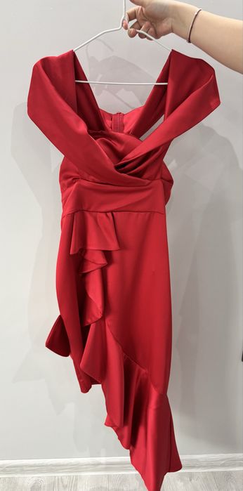 Червена рокля (сатен)