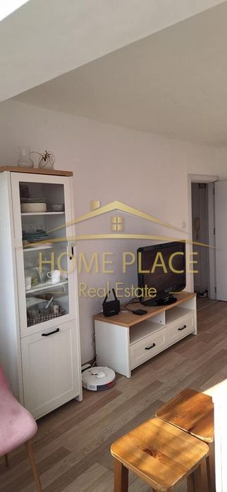 Дава се под наем Двустаен апартамент в Варна, Левски - 50 кв.м за 648.21 € - Снимка #2