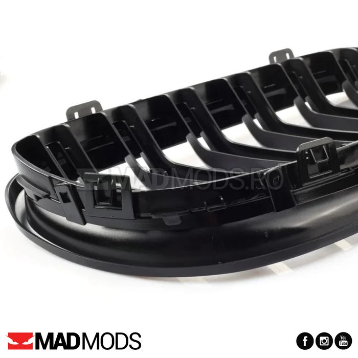 Set grile duble M BMW Seria 3 E90 / E91 LCI FL Facelift, Negru lucios