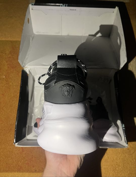 Versace Chain Reaction 37,38,39