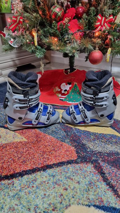 Vand clapari dama si geanta clapari in stare f.buna.