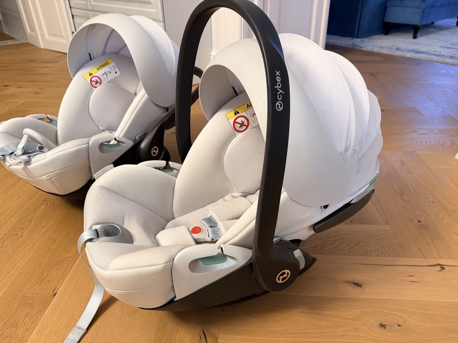 Scoica Cybex Cloud T i-Size Platinum x 2 (+Adaptori )