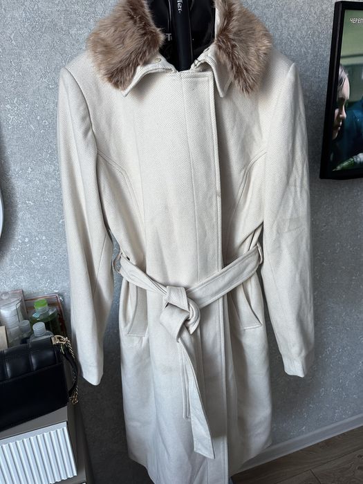 Продам пальто весна-осень