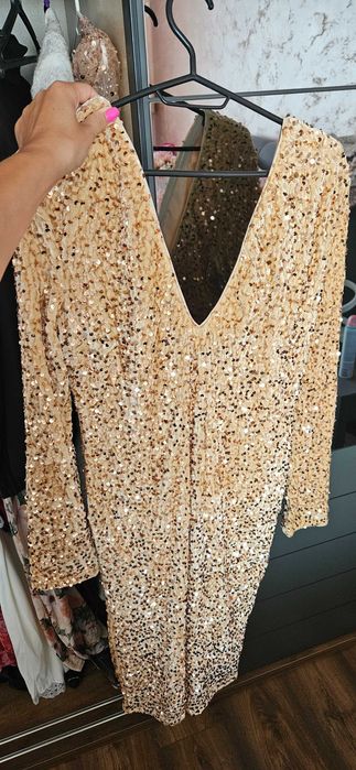 Официална рокля за всякакъв повод