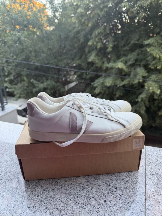 Кецове на марките Ted Baker, Veja и Guess - 41