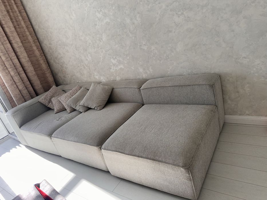 Продам диван серый 2,95 см +90см софа