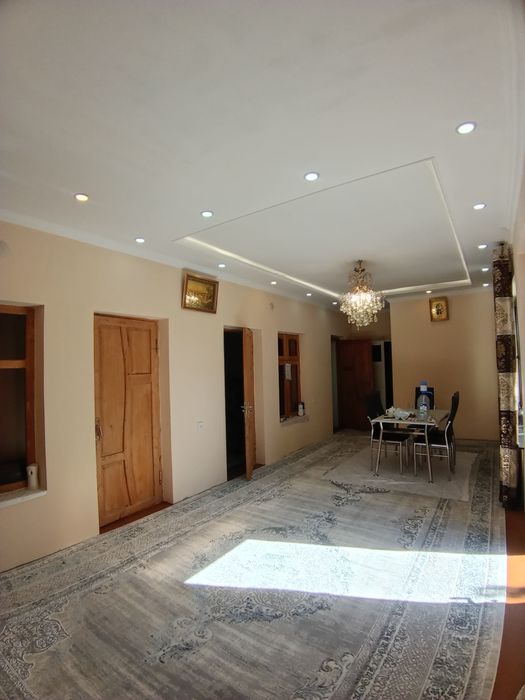 Uy sotiladi manzili yangiyo'l Tumani obod mahalla