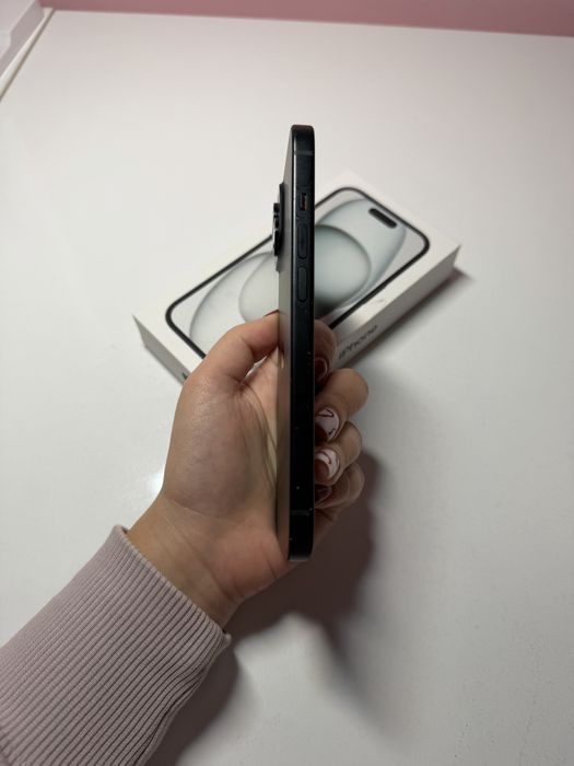 Iphone 15 черен 128гб