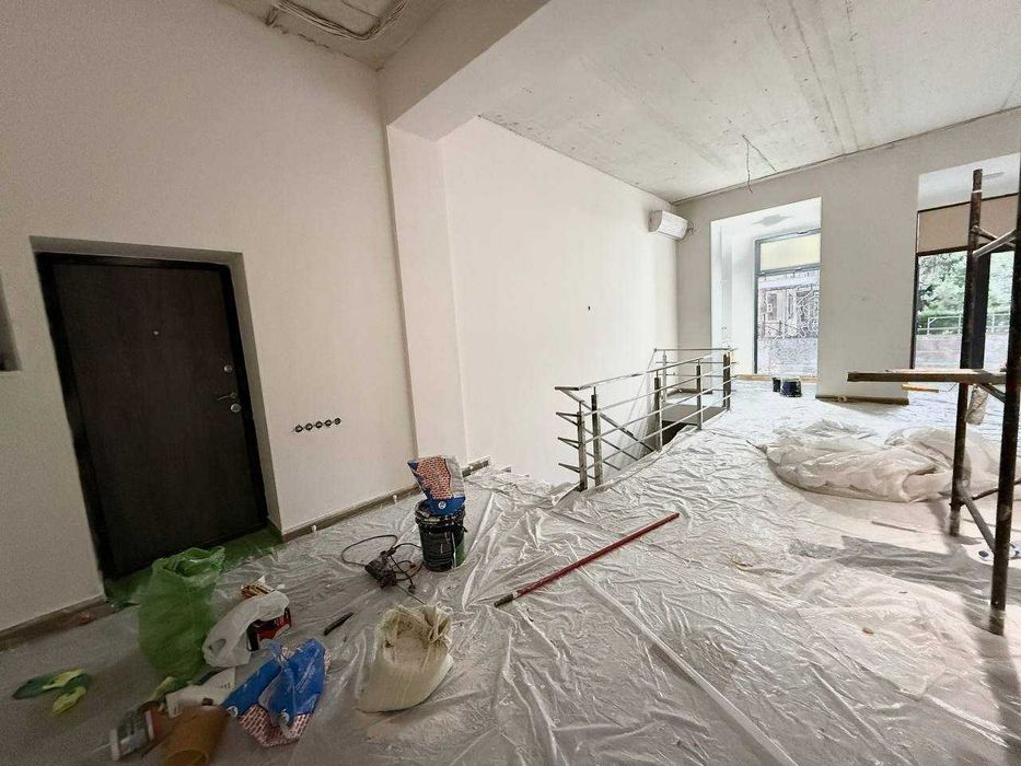 Продаётся помещение под любой бизнес в центре города - на Чехова, Bon!