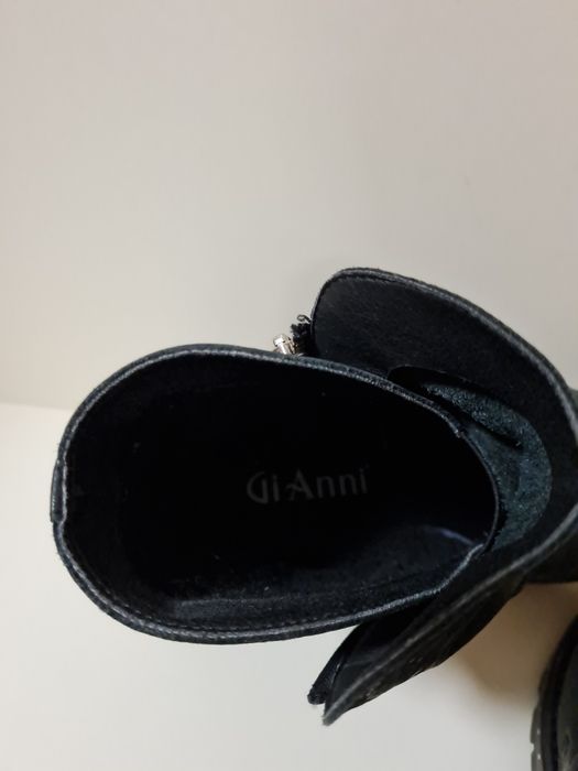 Боти от естествена кожа на GiAnni