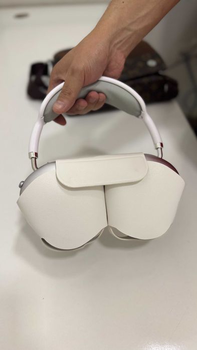 Продается Airpods Max