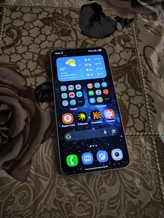 Продаётся Samsung s24