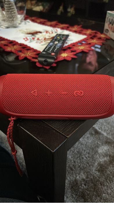 Vând boxǎ JBL flip 5