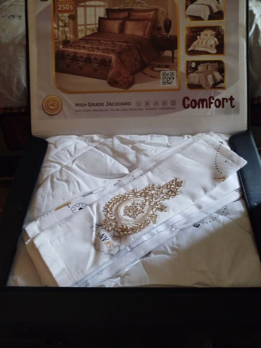 Подарочное постельное белье
