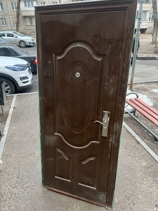 Входная дверь бу темир есик