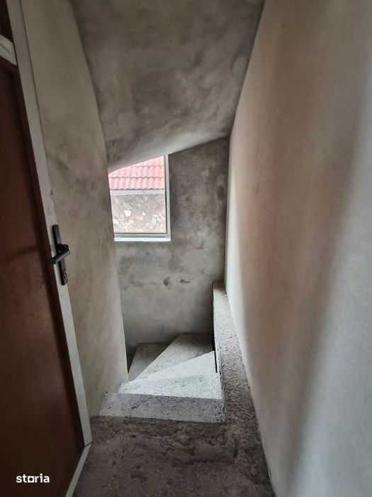 Pensiune de vanzare in Ranca – oportunitate rara langa partia M1