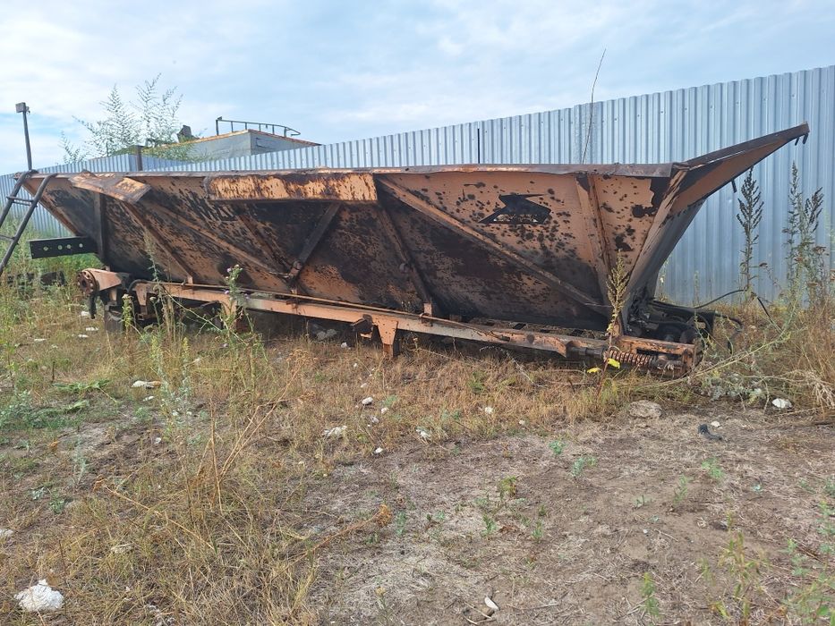 продам пескарасбрасыватель Кургандормаш