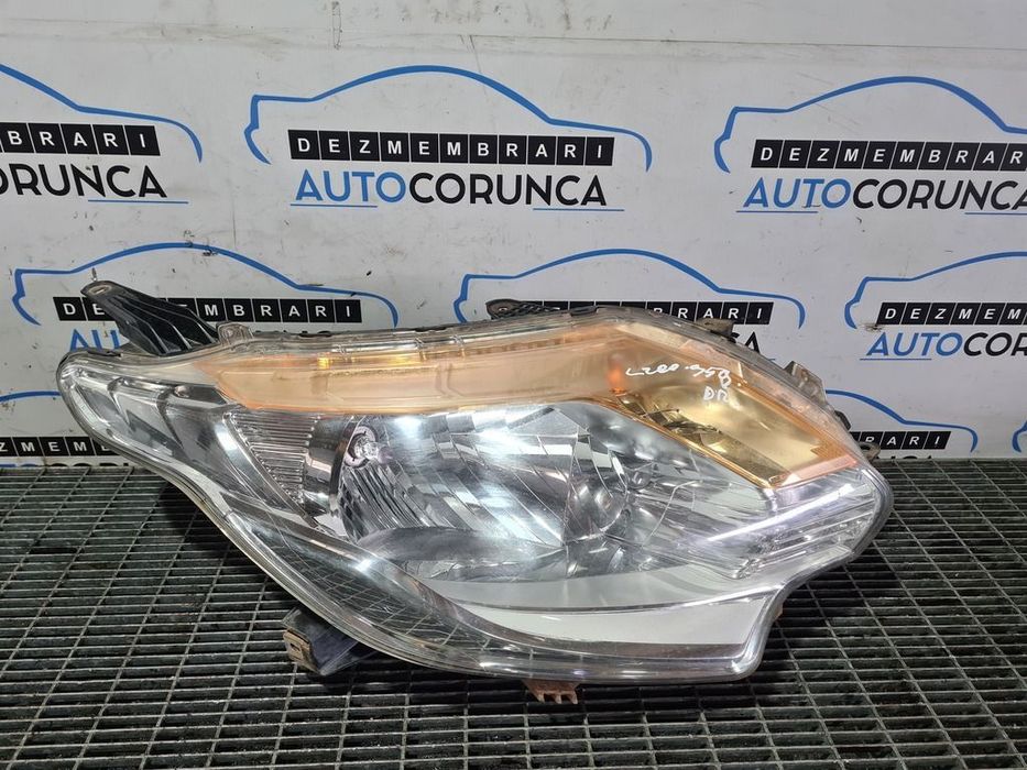 Far Dreapta Mitsubishi L200 V 2015 - 2018 SUV 4 Usi (958) Fara xenon