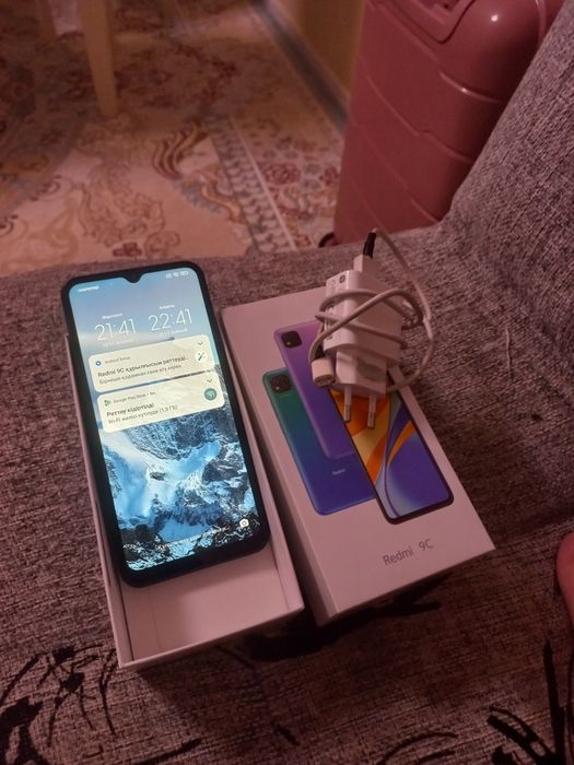 Продам телефон срочно !