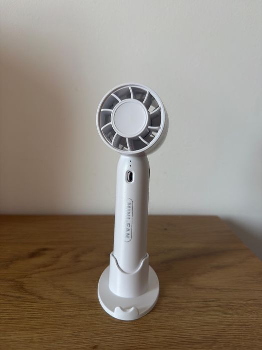 Ventilator Portabil Mini