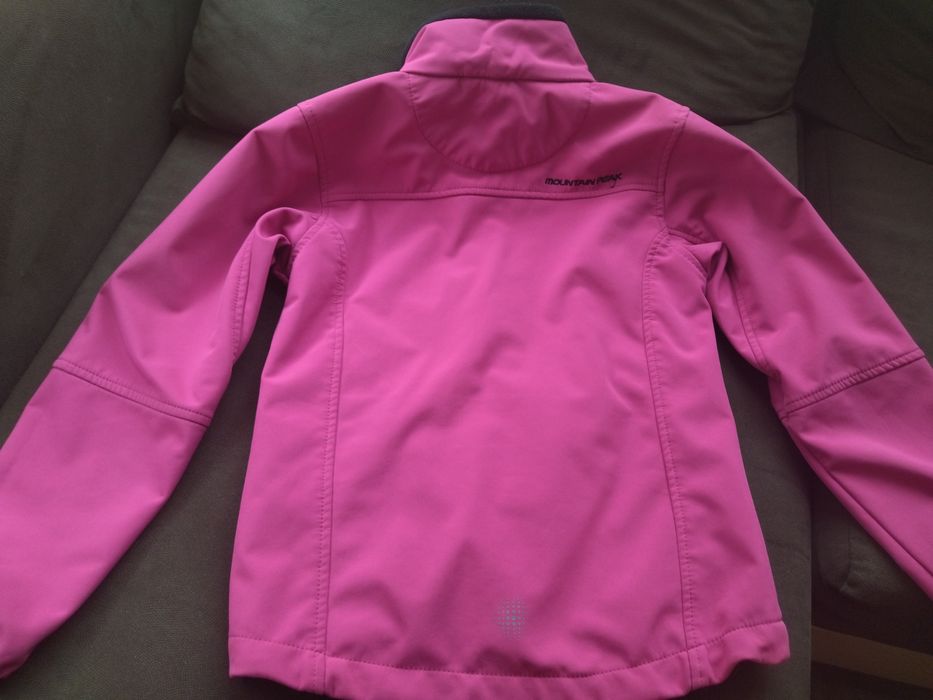 Дамско розово яке